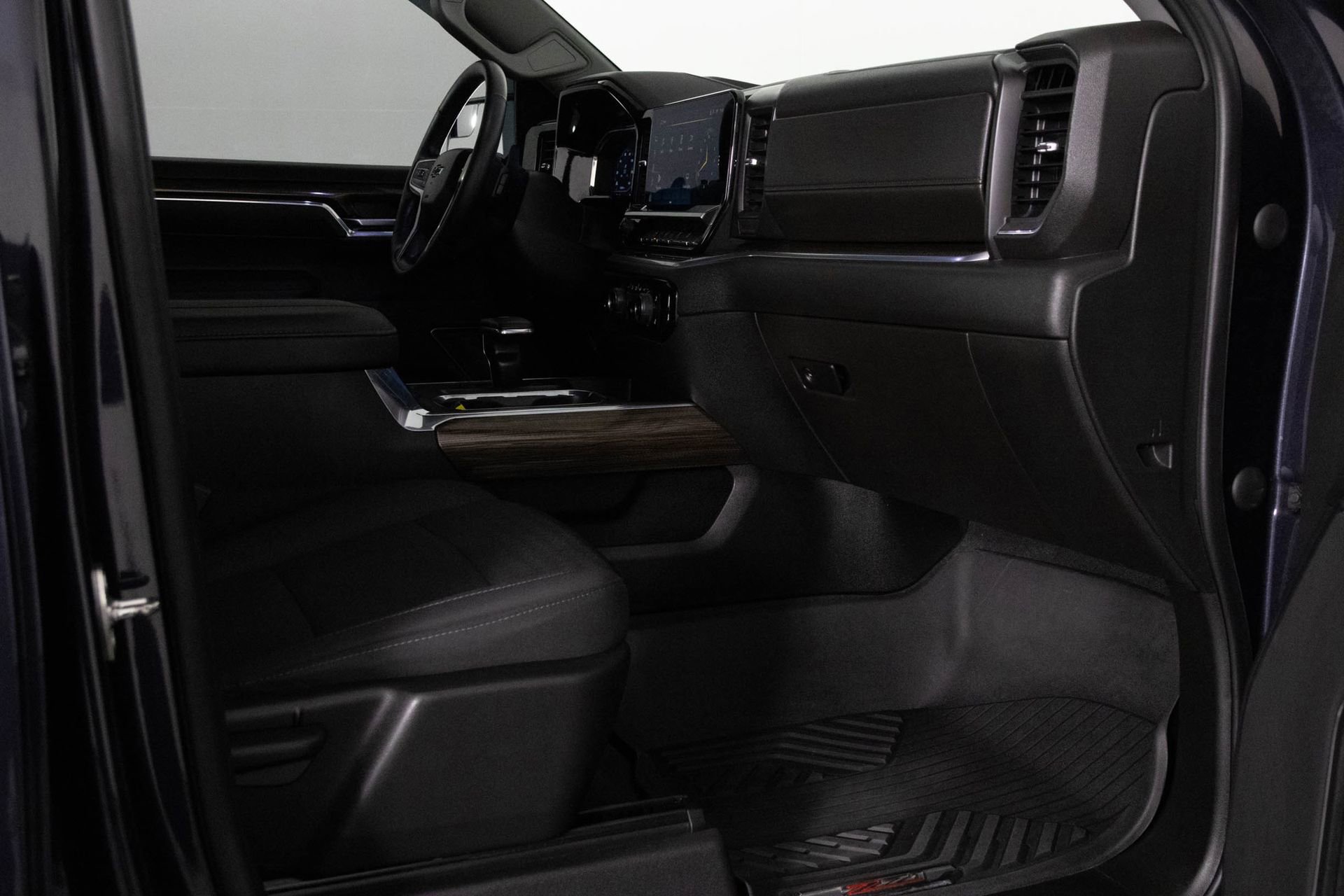 Used 2023 Chevrolet Silverado 1500 RST image 37