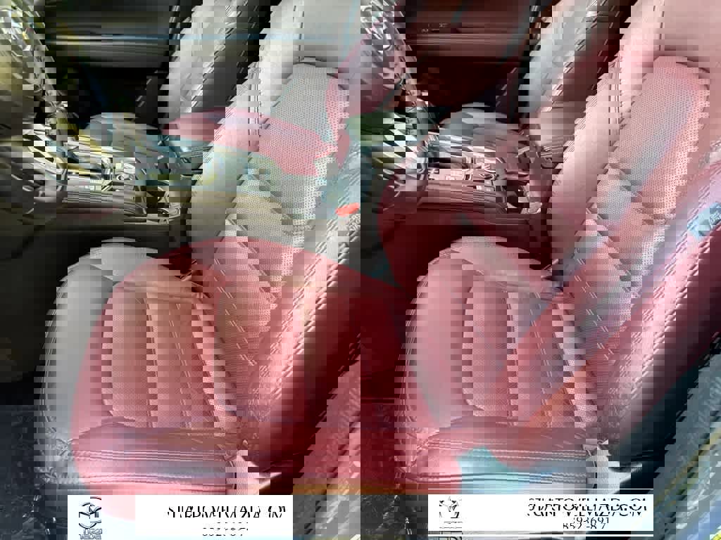 Used 2024 MAZDA CX-5 Carbon Edition image 4