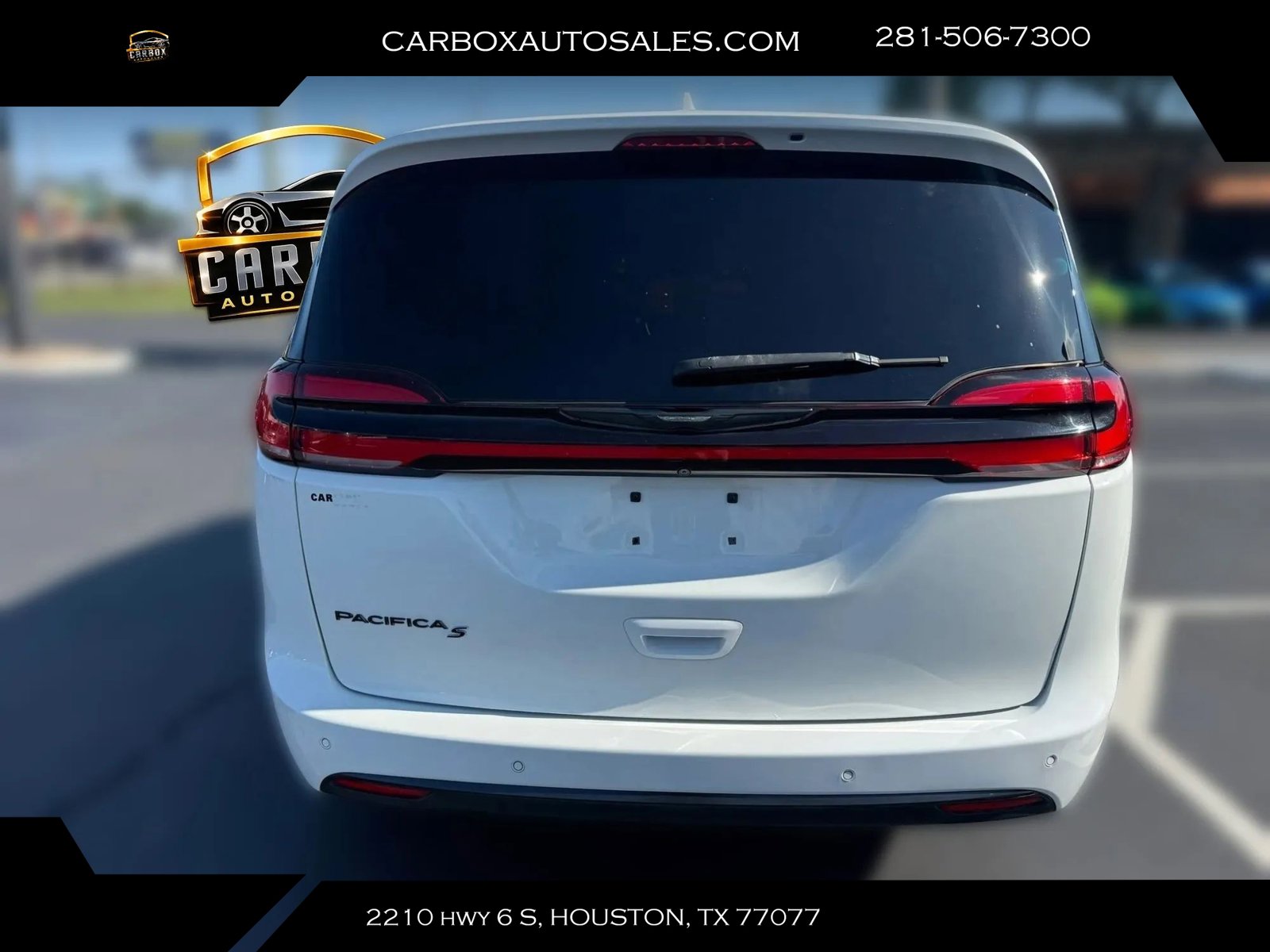 Used 2021 Chrysler Pacifica Touring w/ S Appearance Package FWD image 4