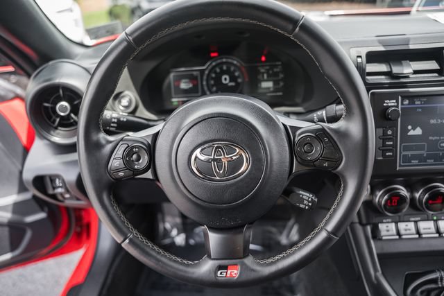 Used 2023 Toyota GR86 RWD image 34