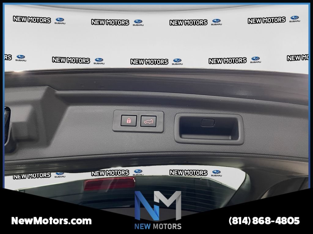 Used 2022 Subaru Forester Limited AWD/4WD image 17
