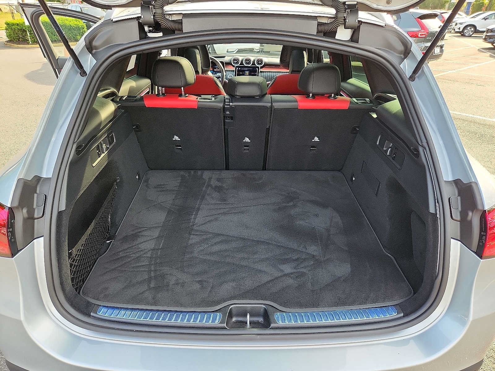 Used 2024 Mercedes-Benz GLC 43 AMG 4MATIC image 27