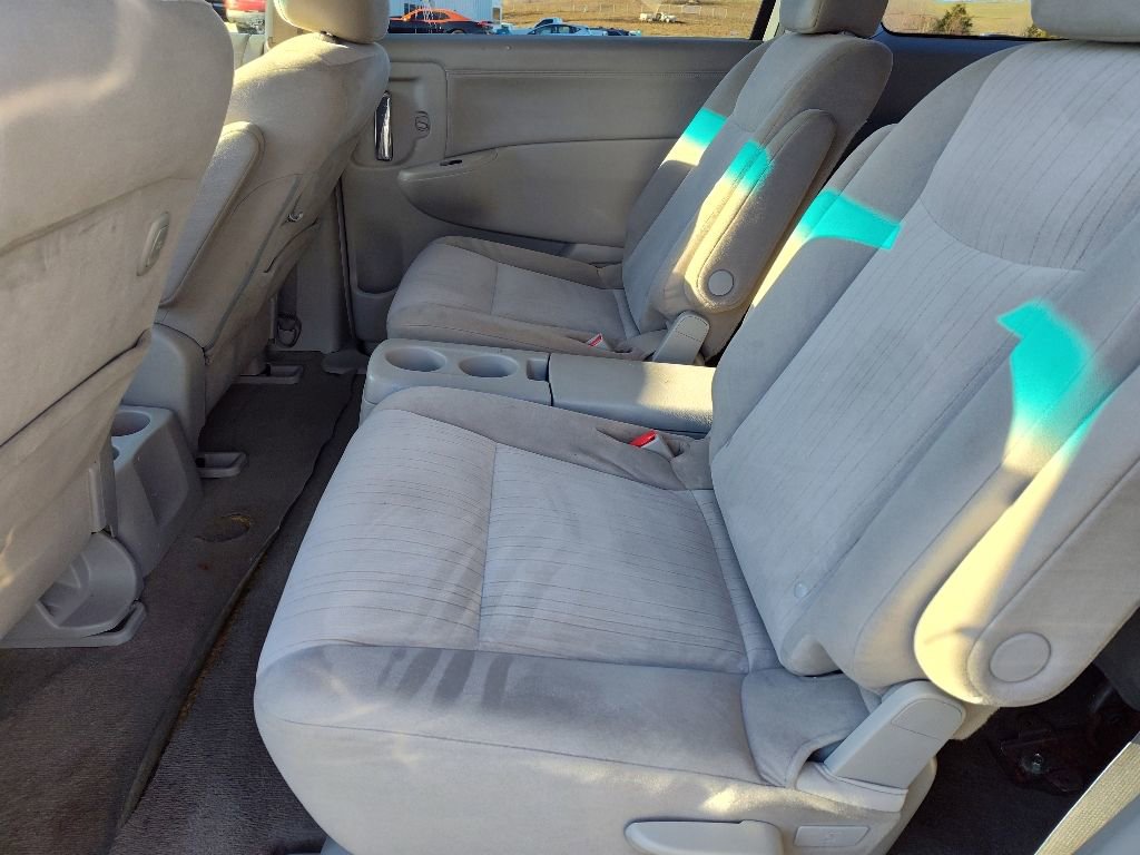 Used 2016 Nissan Quest SV image 12