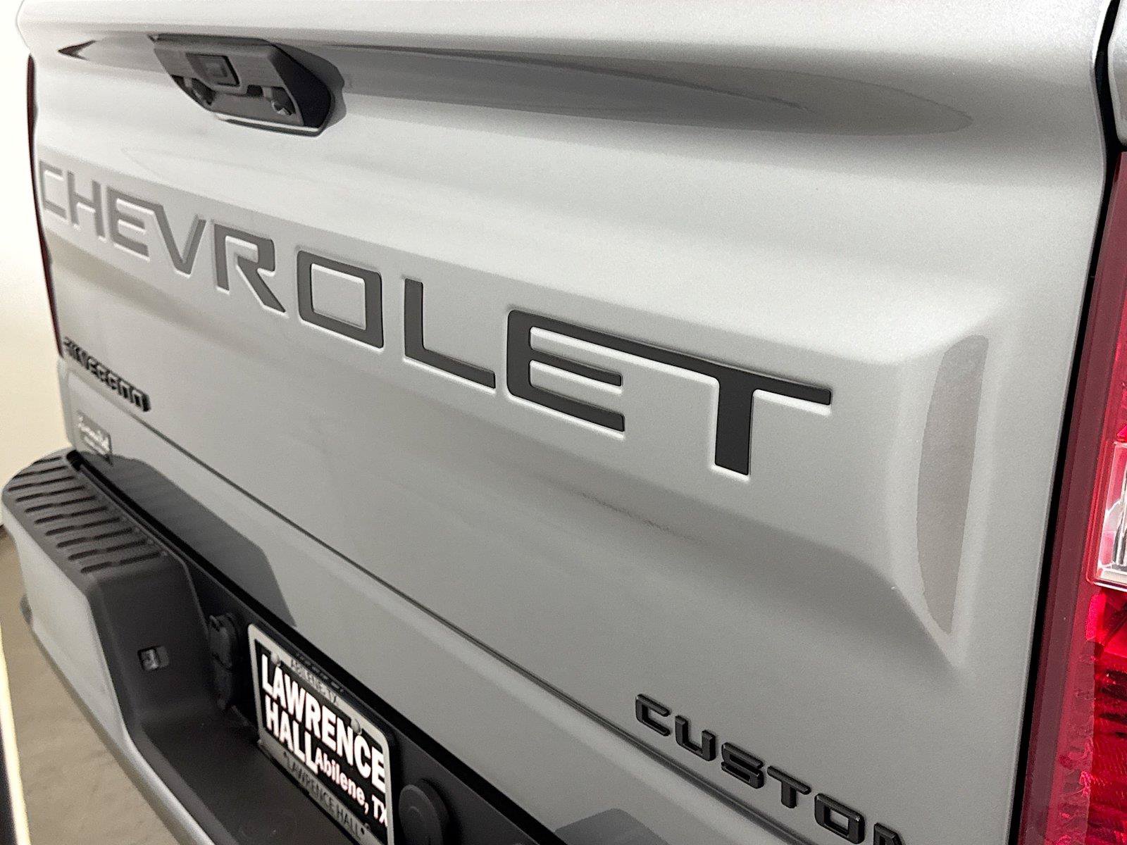 New 2026 Chevrolet Silverado 1500 Custom w/ Turbomax Blackout Package AWD/4WD image 18