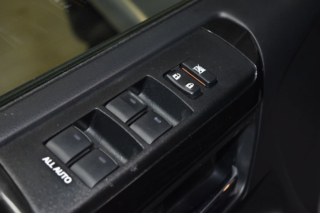Used 2024 Toyota 4Runner TRD Off-Road Premium AWD/4WD image 33