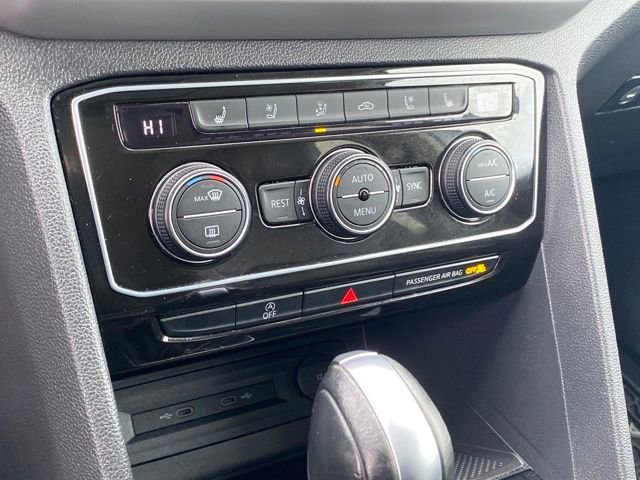 Used 2023 Volkswagen Atlas SEL Premium AWD/4WD image 11