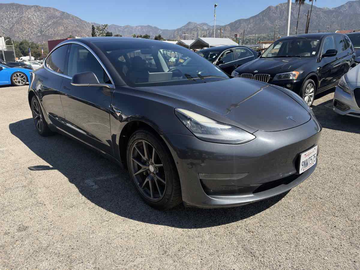 Used 2018 Tesla Model 3 Mid Range