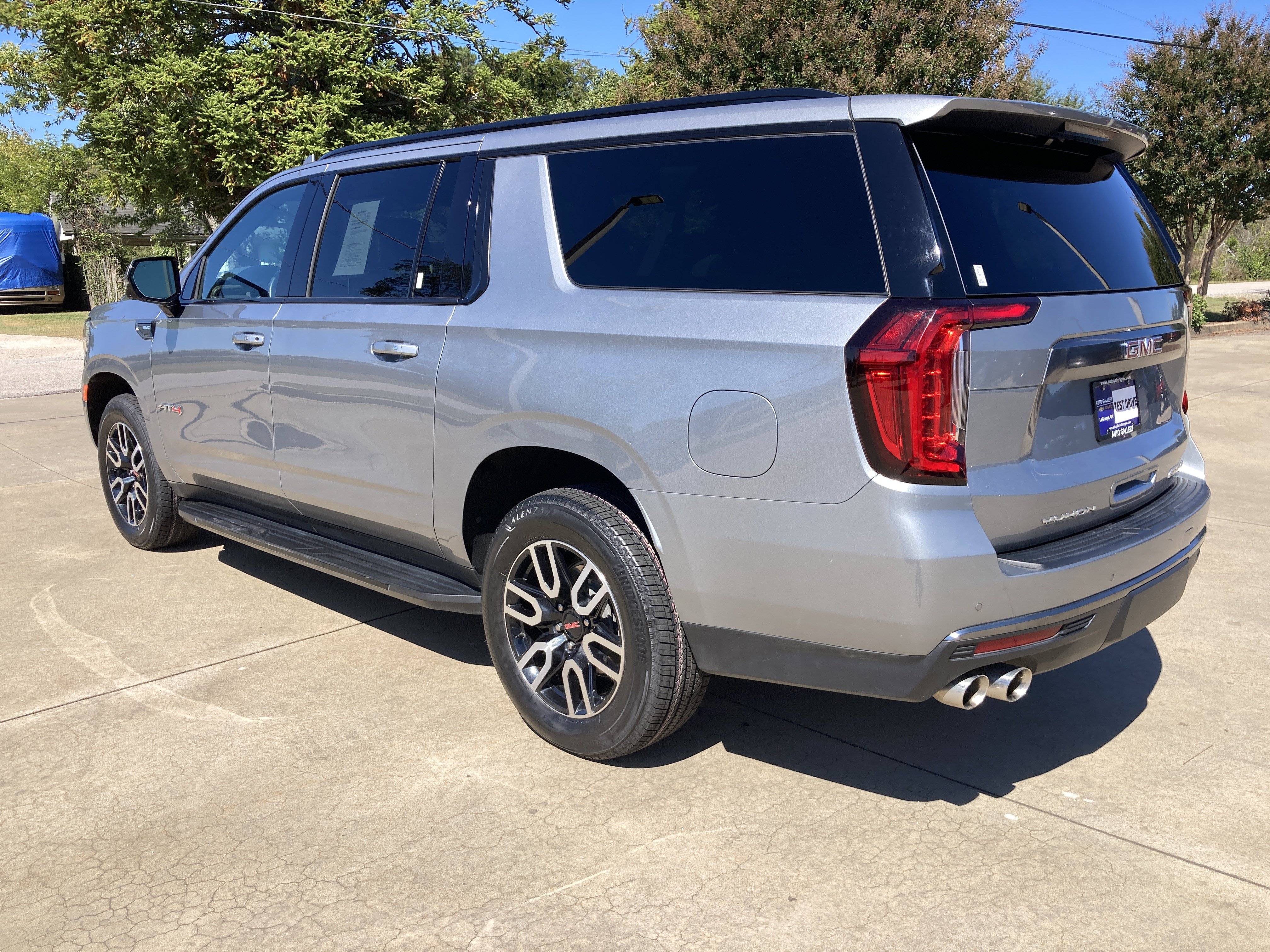 Certified 2024 GMC Yukon XL AT4 w/ Technology Package AWD/4WD image 8