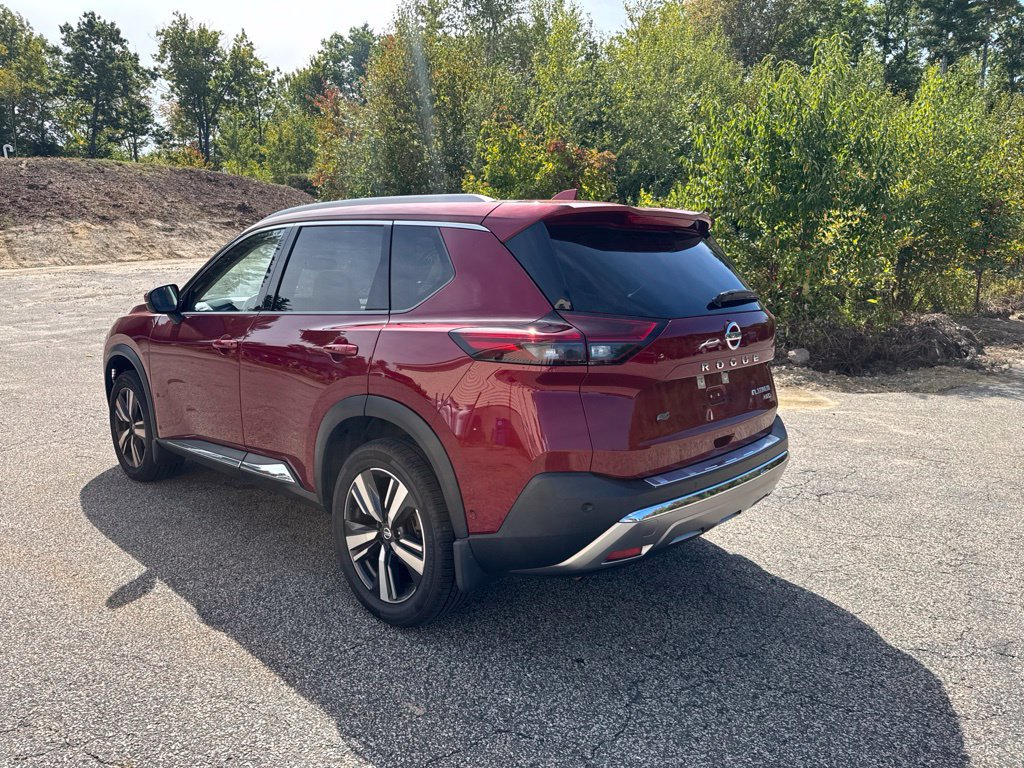 Used 2021 Nissan Rogue Platinum AWD/4WD image 3