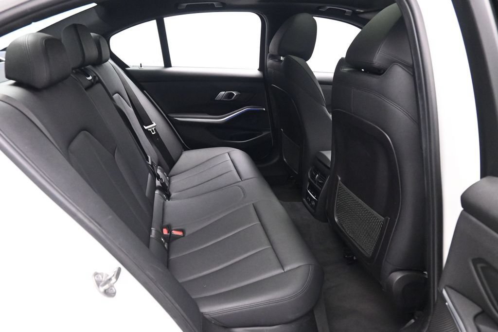 Used 2019 BMW 330i xDrive Sedan w/ Convenience Package AWD/4WD image 20