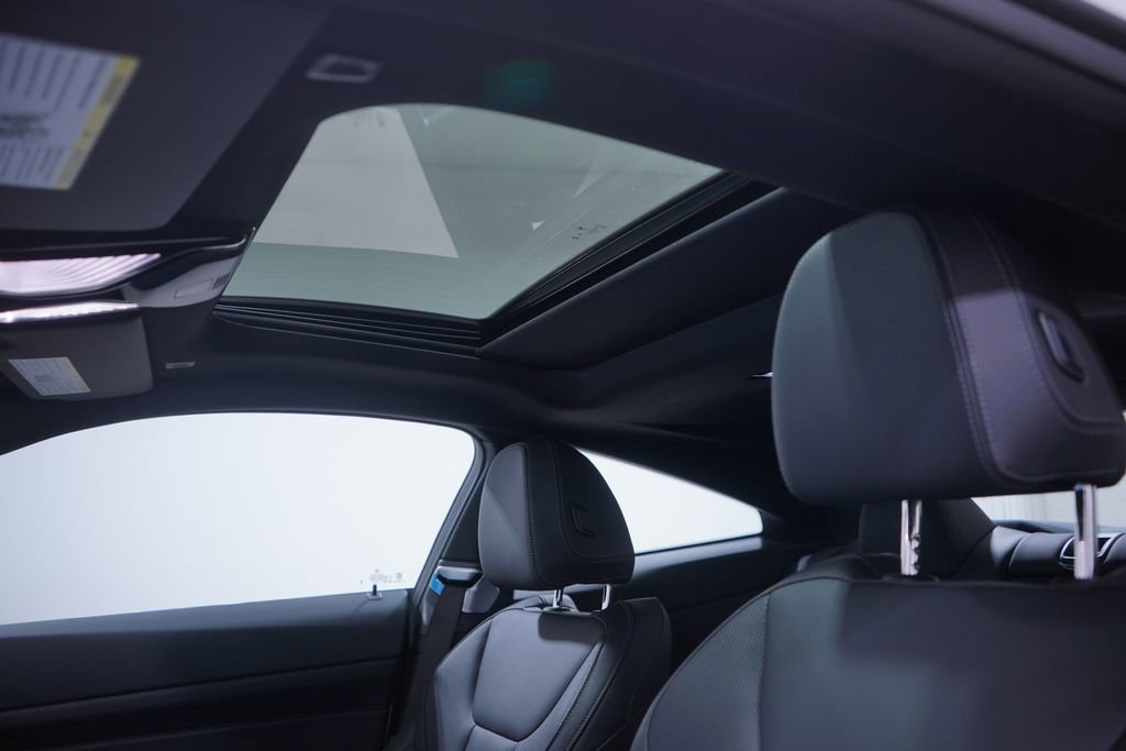 Used 2026 BMW 430i Coupe w/ Convenience Package image 8