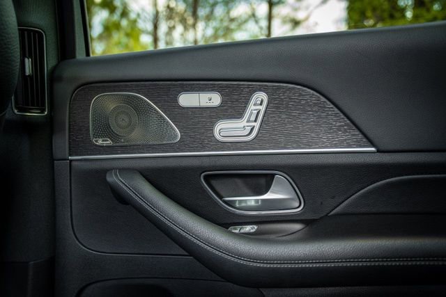 Used 2022 Mercedes-Benz GLS 450 4MATIC image 51