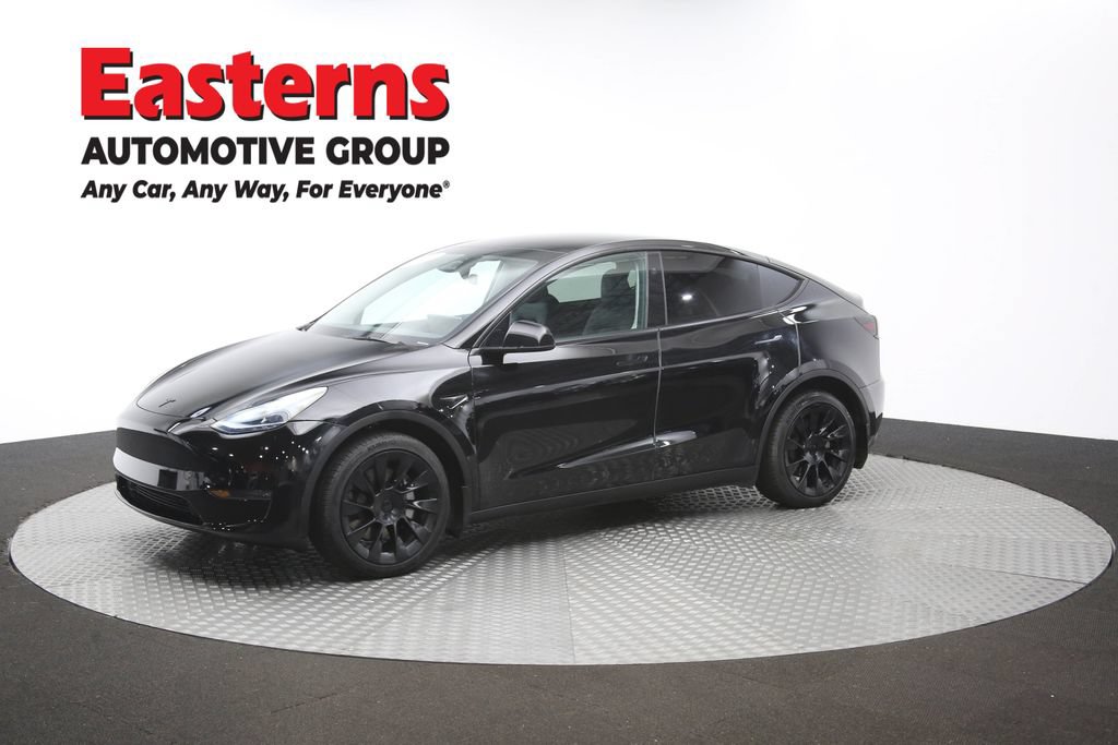 Used 2024 Tesla Model Y Long Range AWD/4WD image 51