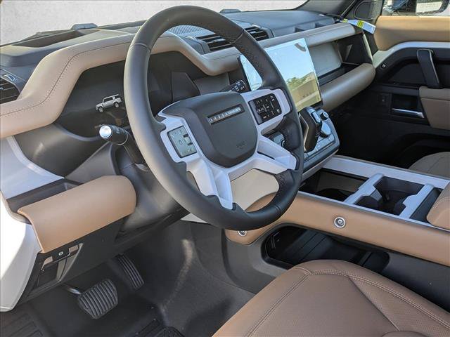 New 2026 Land Rover Defender 130 X-Dynamic SE AWD/4WD image 3