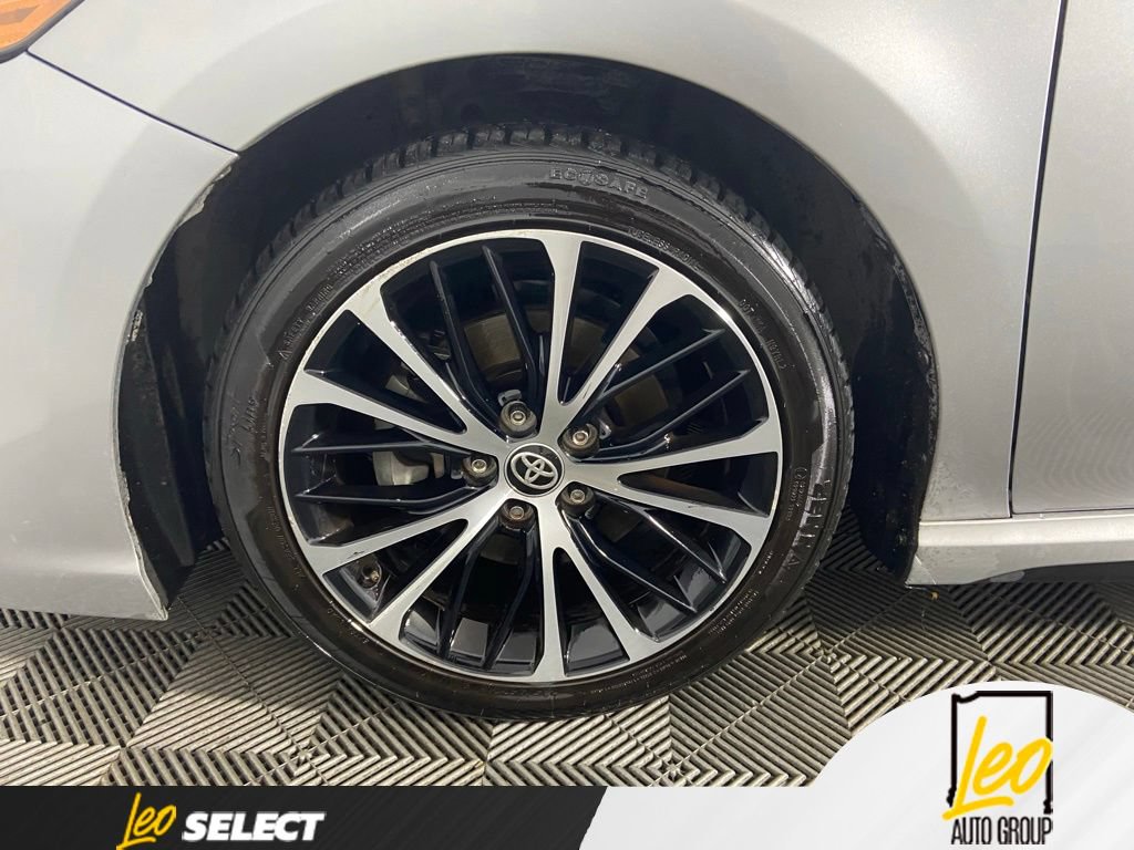 Used 2020 Toyota Camry SE w/ Audio Package FWD image 24