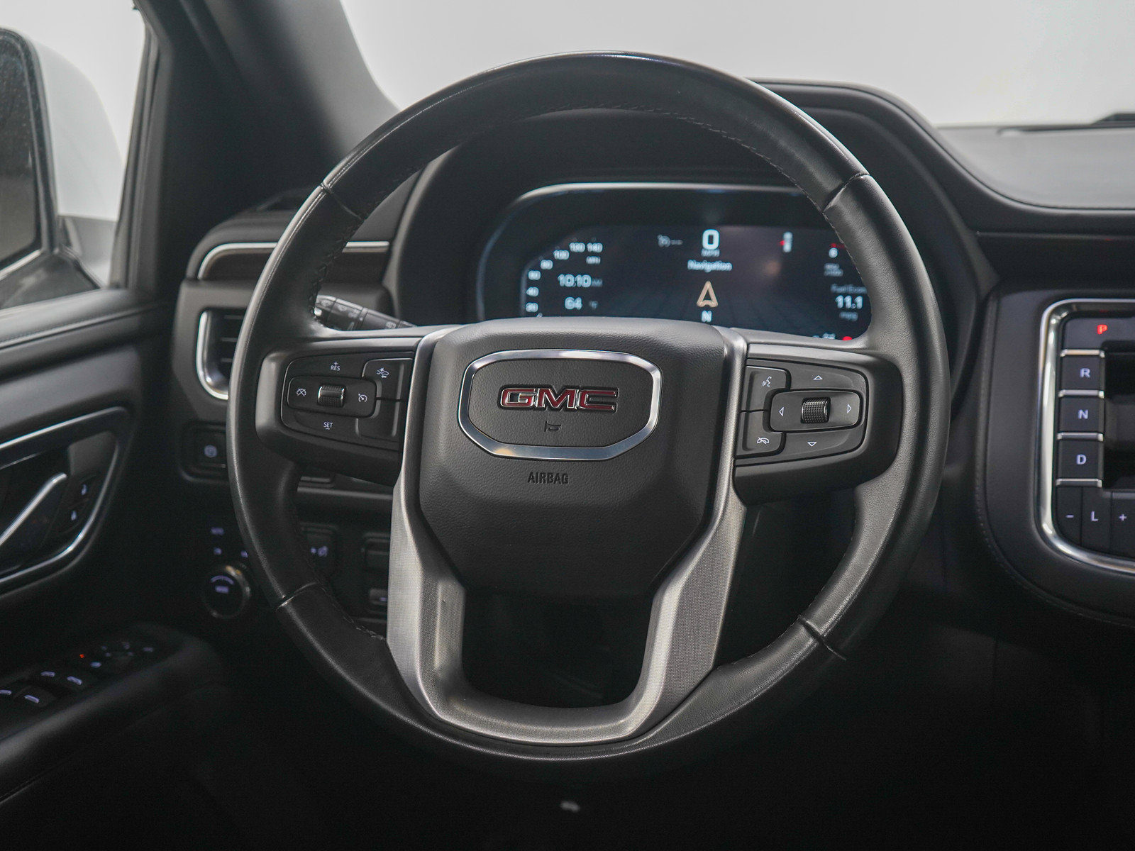 Used 2024 GMC Yukon XL SLE w/ Max Trailering Package AWD/4WD image 19