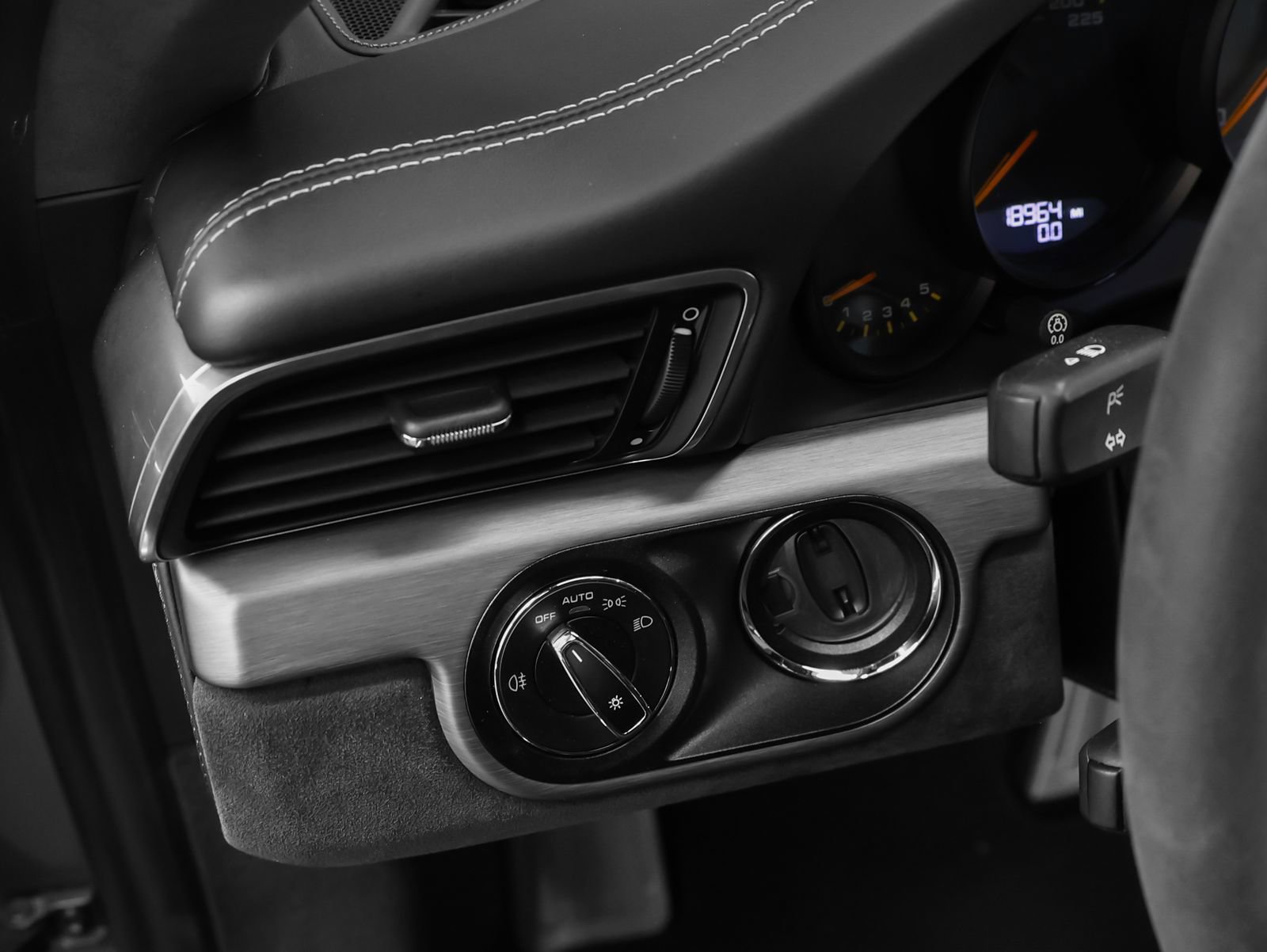 Certified 2015 Porsche 911 GT3 image 48