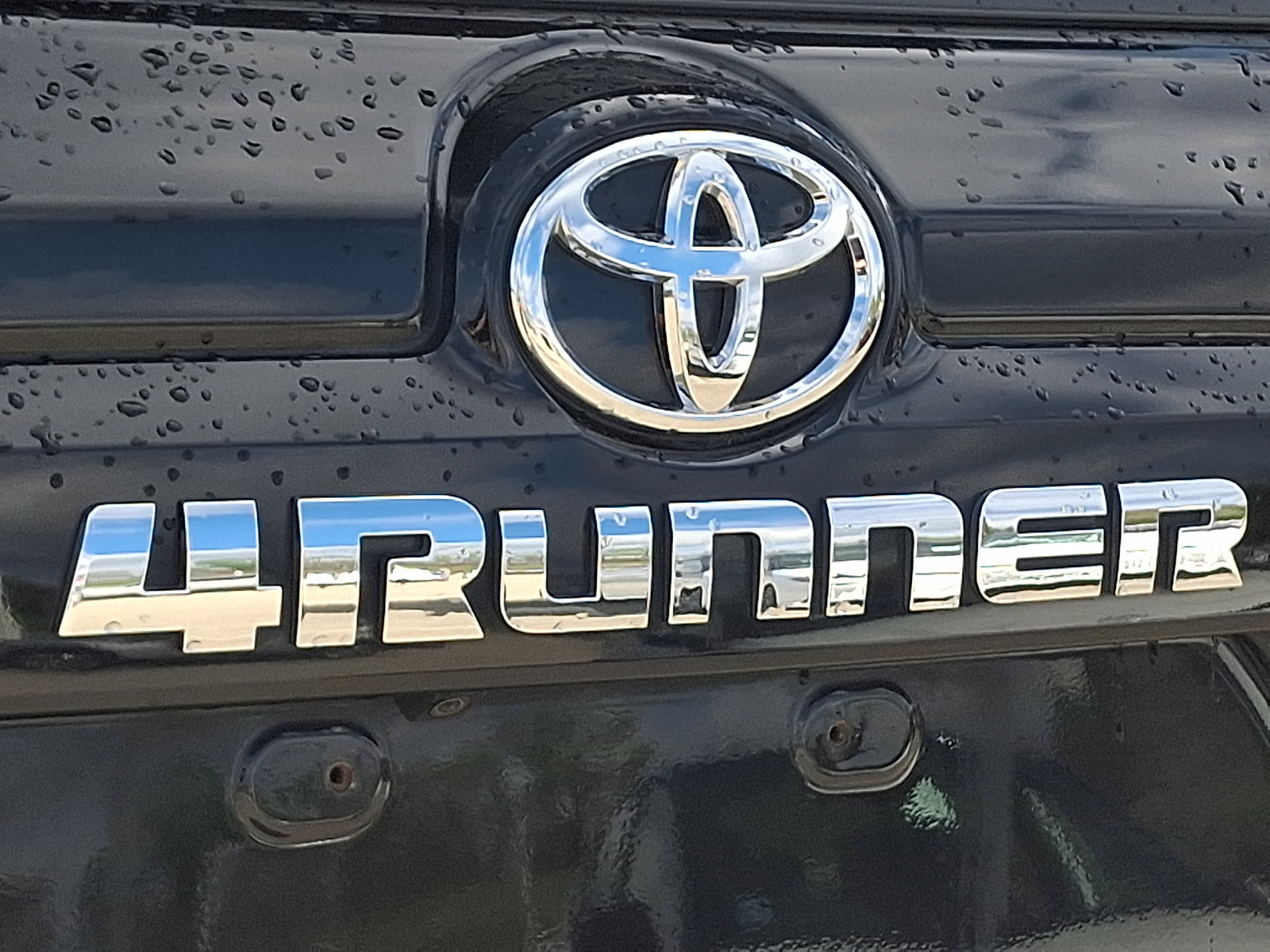 Certified 2021 Toyota 4Runner SR5 Premium w/ Moonroof Package AWD/4WD image 33