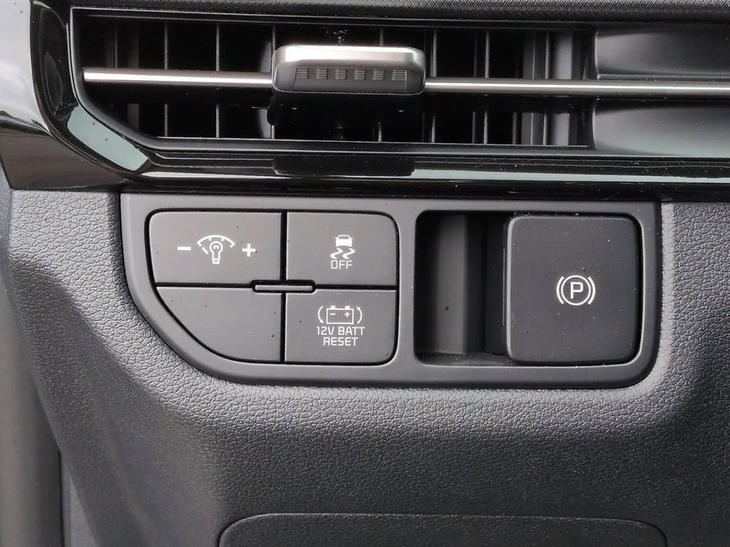 New 2026 Kia Sportage S AWD/4WD image 18