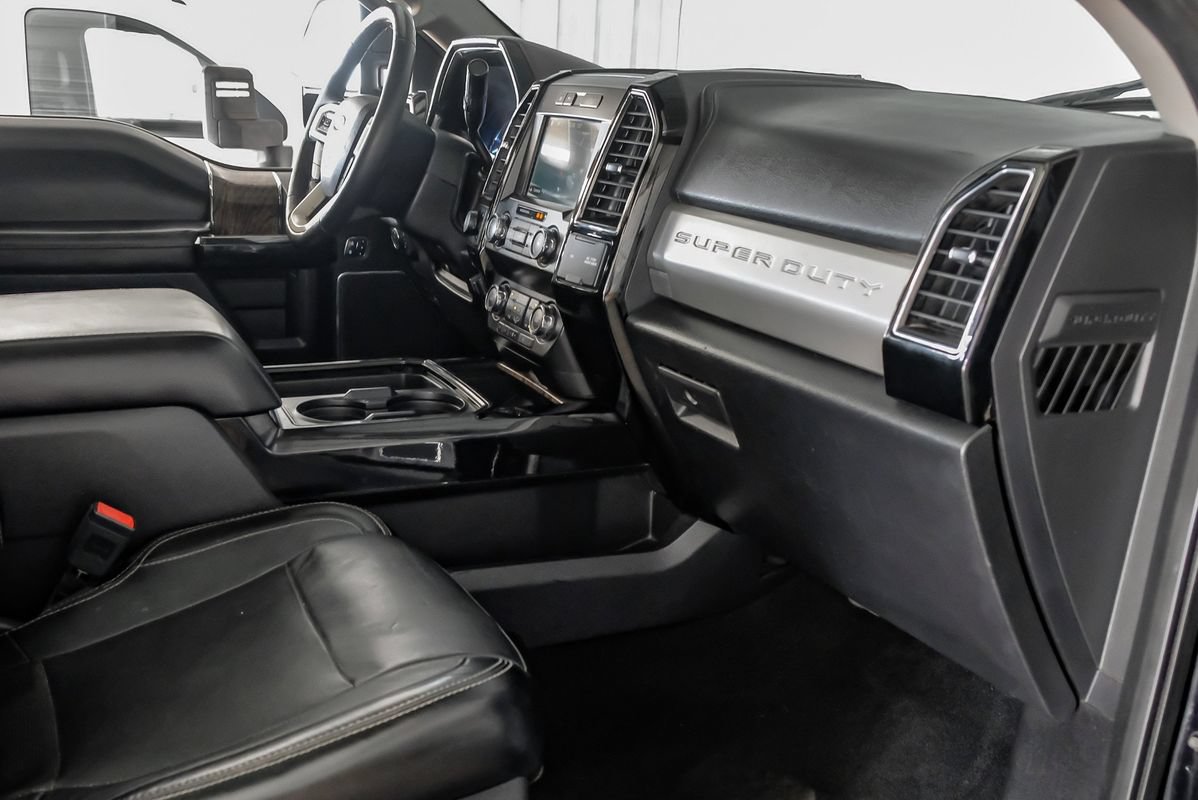 Used 2019 Ford F250 Lariat w/ Lariat Ultimate Package AWD/4WD image 12