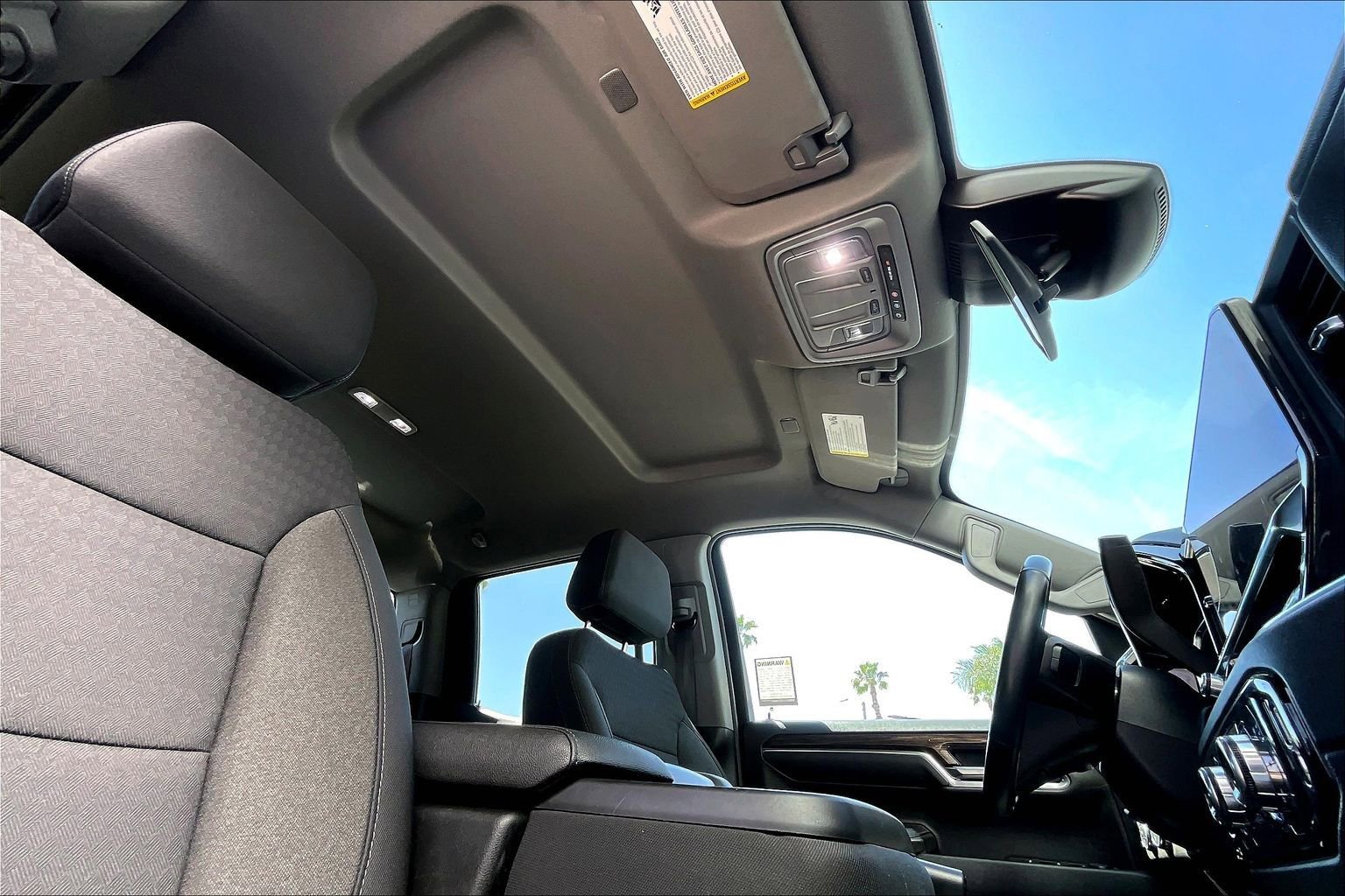 Used 2024 GMC Sierra 1500 SLE image 22