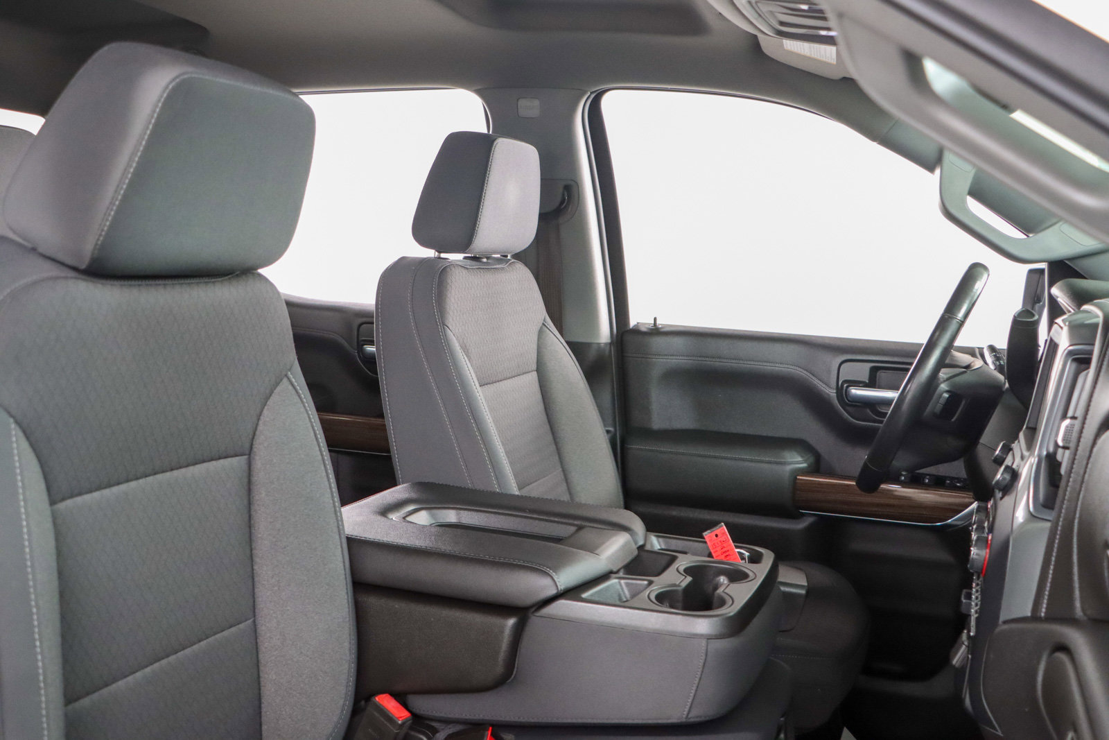 Used 2020 Chevrolet Silverado 1500 RST image 28