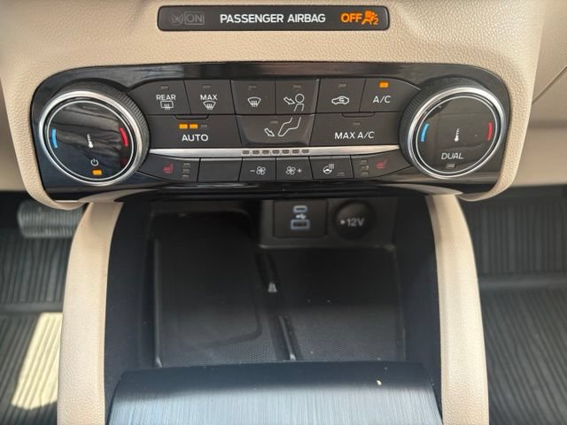 Used 2022 Ford Escape SEL w/ Technology Package AWD/4WD image 29