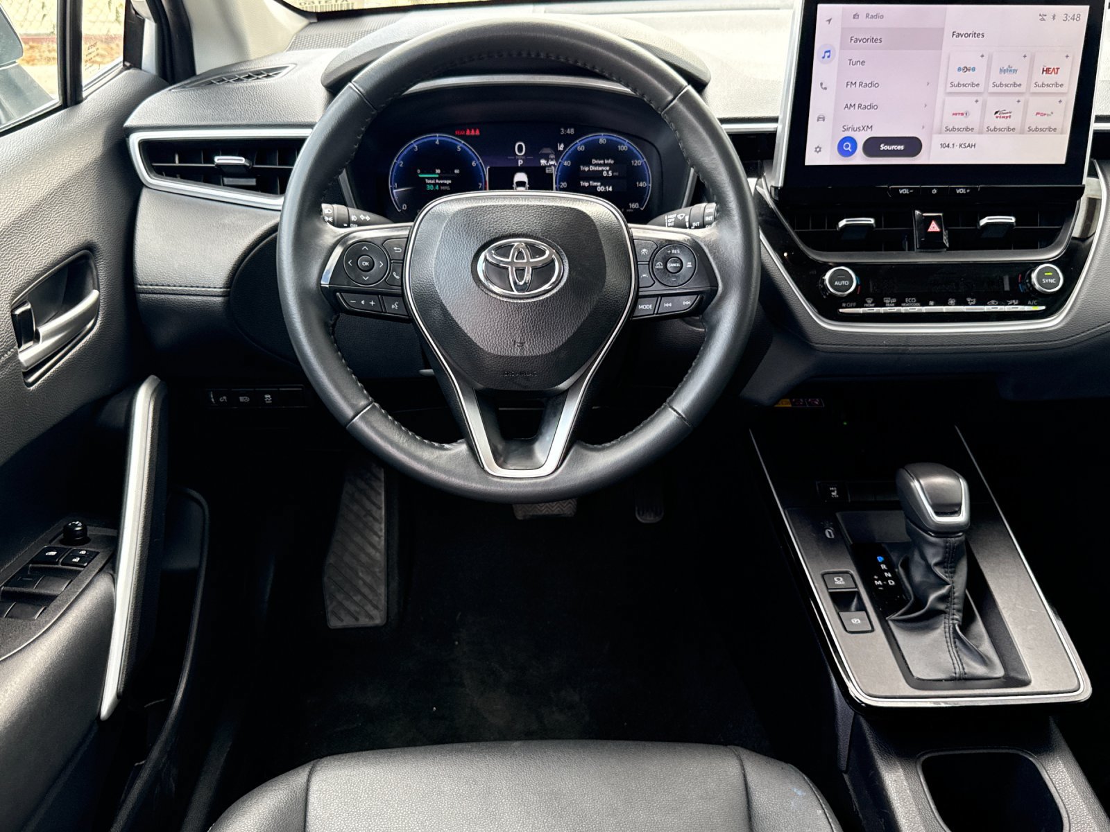Certified 2026 Toyota Corolla Cross XLE FWD image 13
