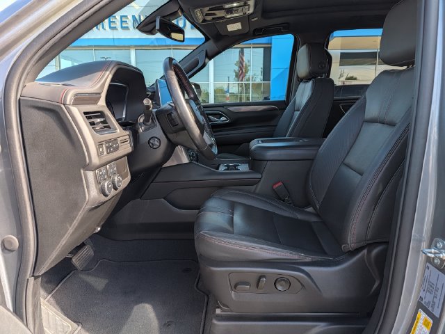 Used 2022 Chevrolet Tahoe RST w/ Luxury Package AWD/4WD image 10