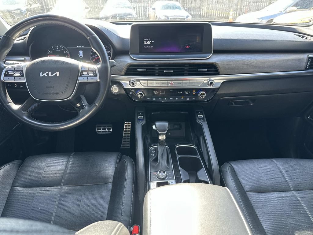 Used 2022 Kia Telluride SX w/ Towing Package AWD/4WD image 11