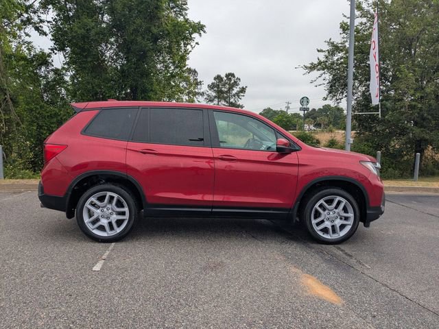 Used 2025 Honda Passport EX-L image 2