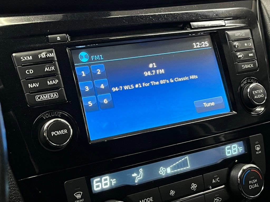 Used 2017 Nissan Rogue SL image 23