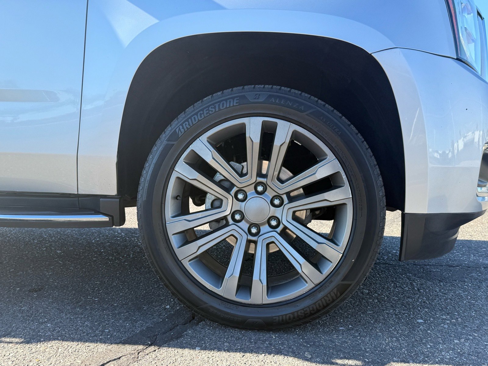 Used 2018 GMC Yukon SLT w/ Open Road Package image 9