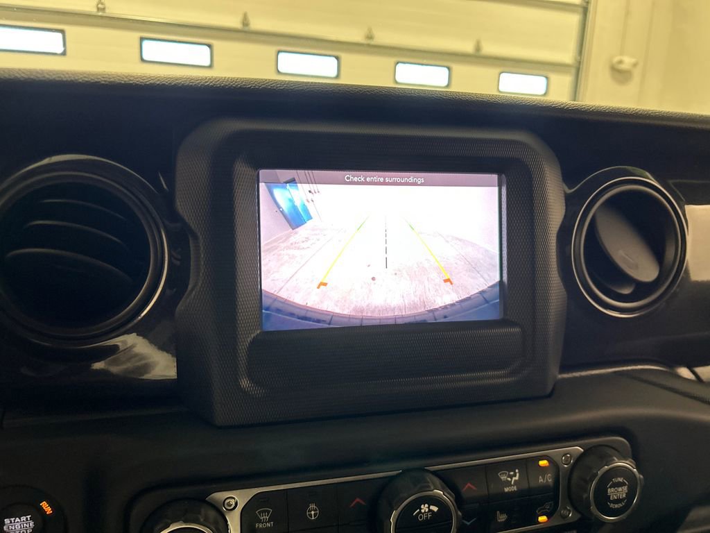 Used 2021 Jeep Wrangler Unlimited Sport image 22
