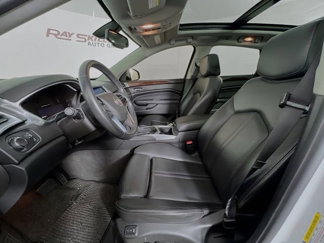 Used 2016 Cadillac SRX Luxury FWD image 9