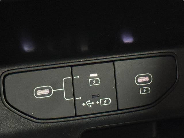 Used 2024 Kia Sorento LX FWD image 17