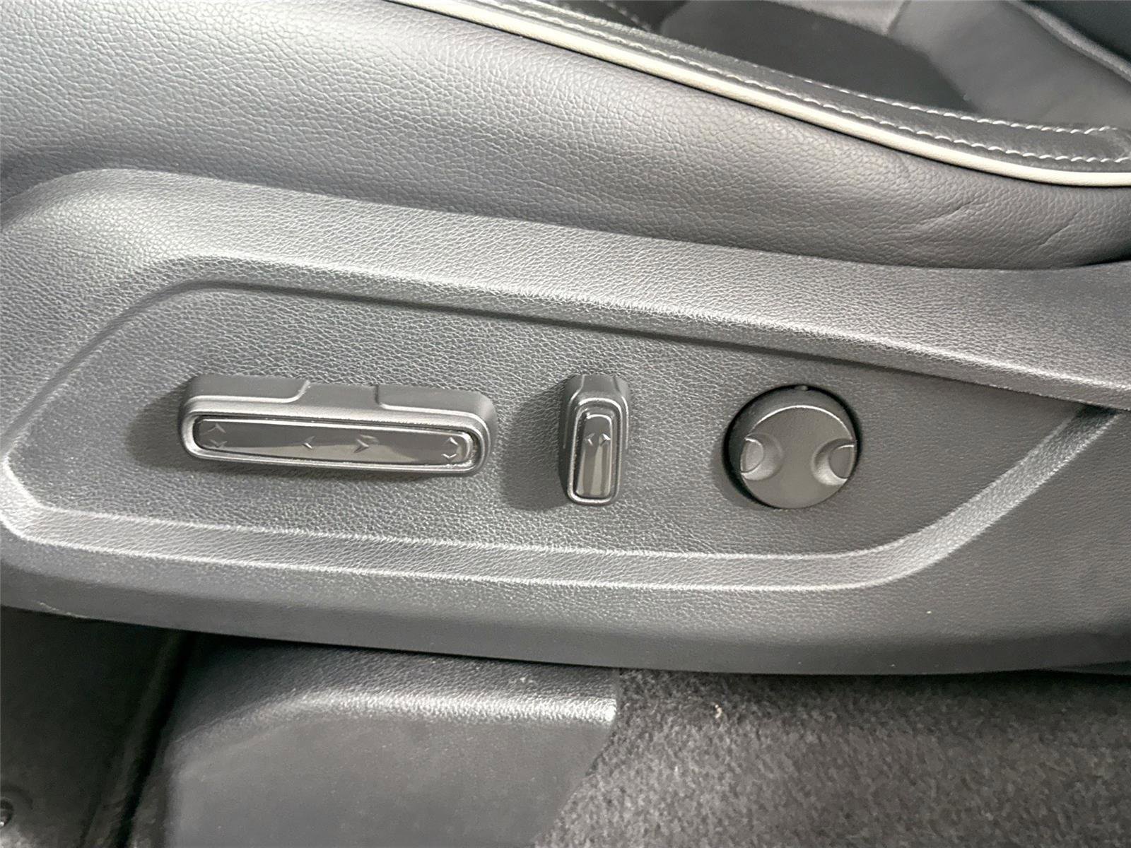 Used 2023 Honda Pilot Elite image 34