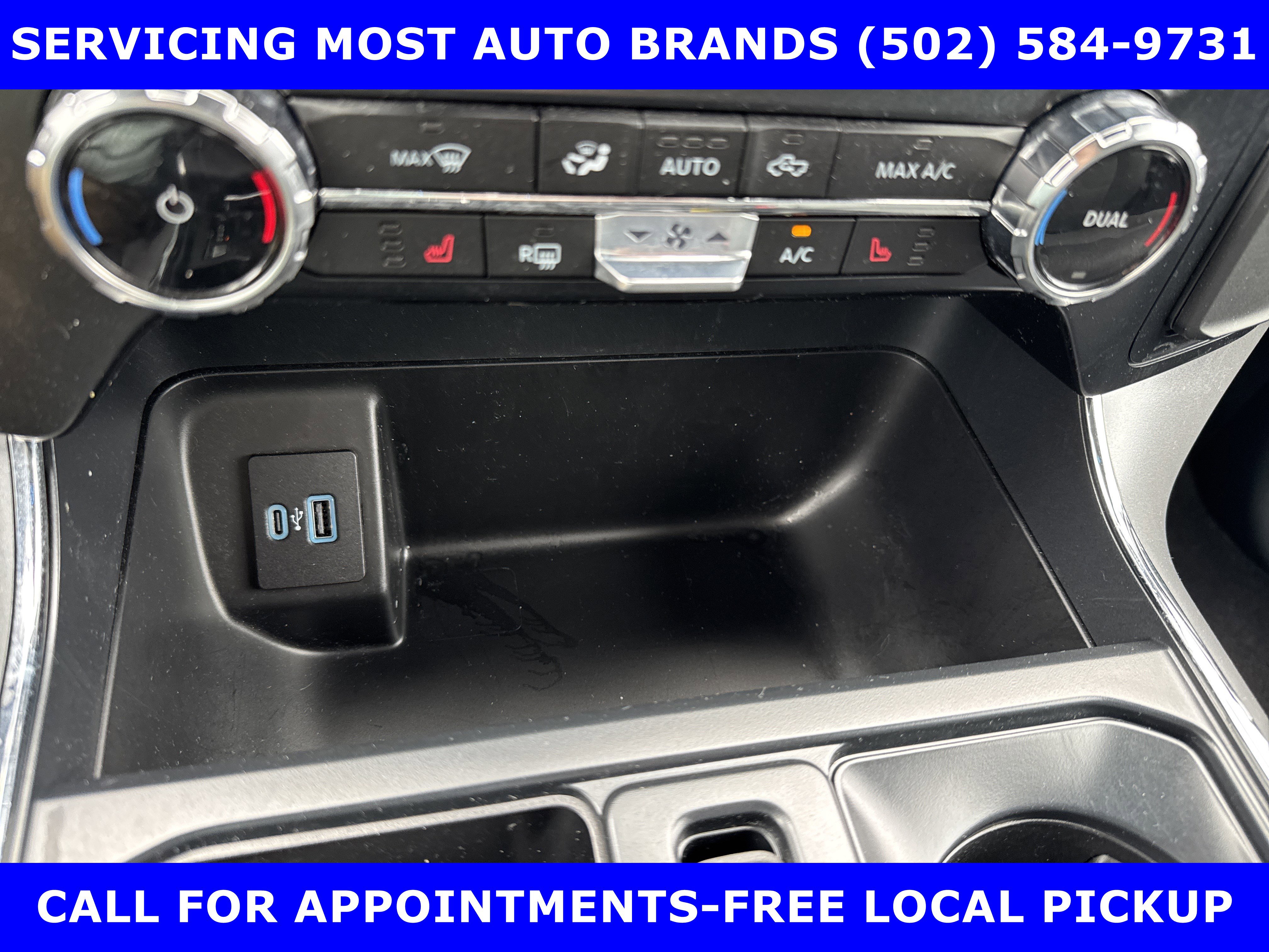 Used 2024 Ford F150 Lightning XLT AWD/4WD image 32