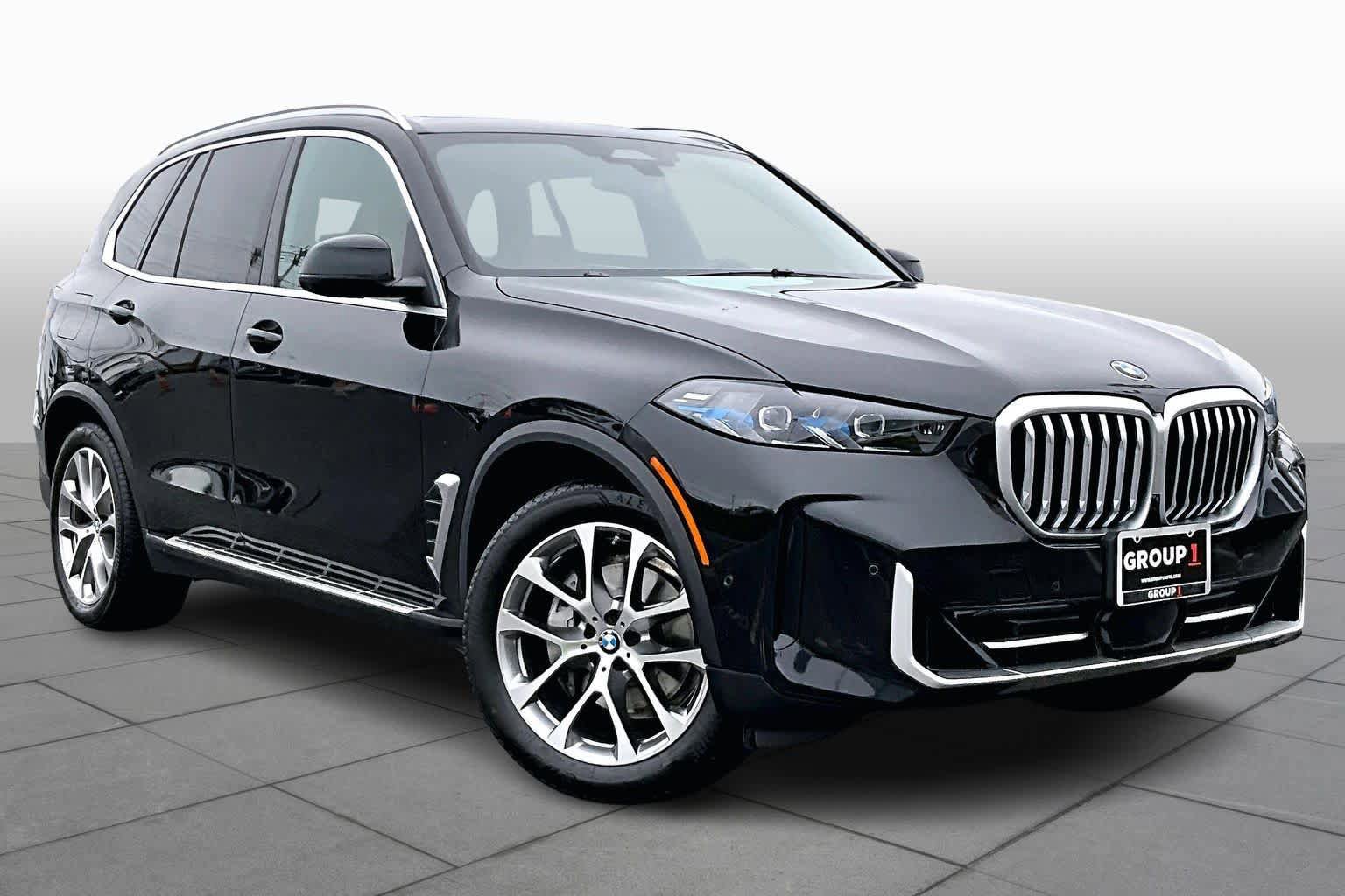 Used 2025 BMW X5 xDrive40i w/ Executive Package AWD/4WD image 3