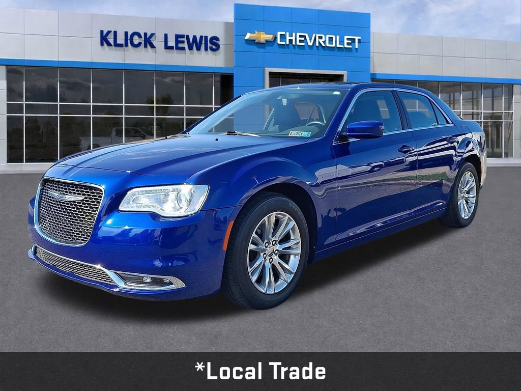 Used 2021 Chrysler 300 Touring w/ Driver Convenience Group RWD video 3