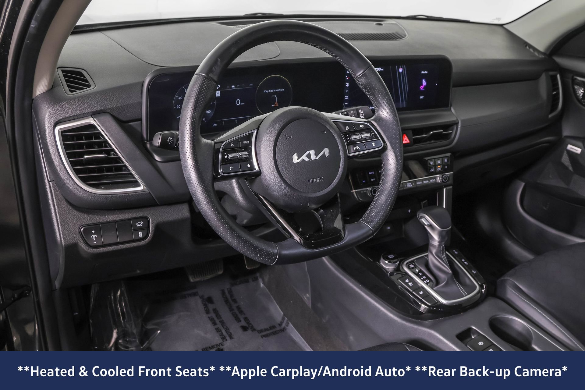 Used 2024 Kia Seltos SX w/ SX Sunroof Package image 5