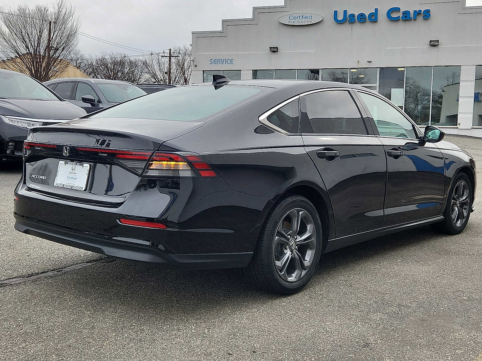 Used 2024 Honda Accord EX image 6