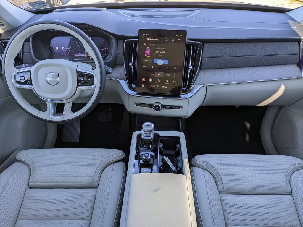 New 2026 Volvo XC90 T8 Ultra w/ Protection Package Premier AWD/4WD image 15