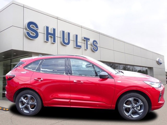 Used 2024 Ford Escape ST-Line w/ Tech Pack #1 image 4