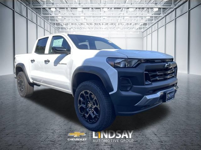 New 2026 Chevrolet Colorado Trail Boss AWD/4WD image 2