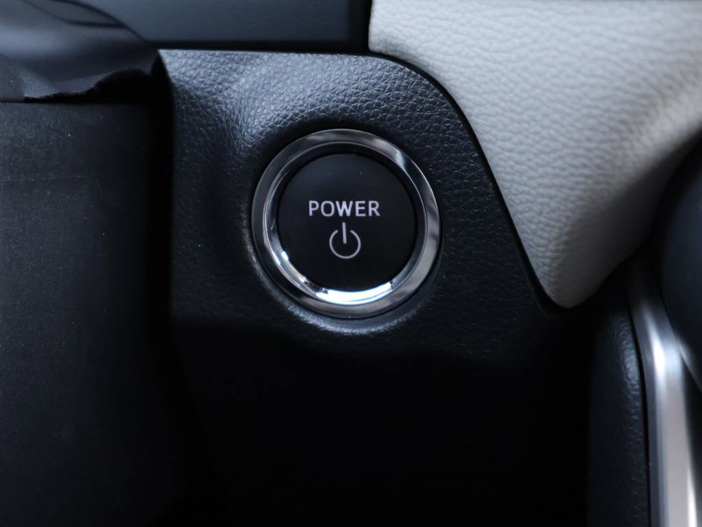 Used 2025 Toyota RAV4 Limited w/ Advanced Technology Package image 25