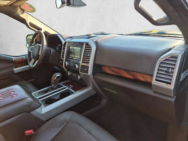 Used 2015 Ford F150 King Ranch w/ Equipment Group 601A Luxury AWD/4WD image 21
