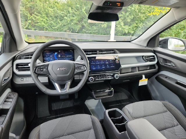 New 2027 Chevrolet Bolt LT w/ Comfort Package FWD image 20
