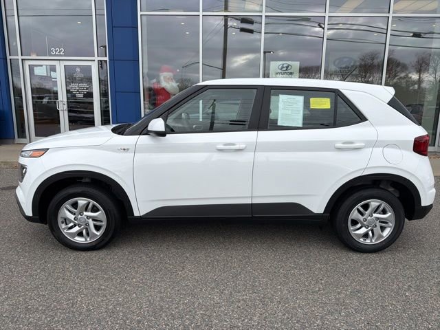 Certified 2026 Hyundai Venue SE image 8