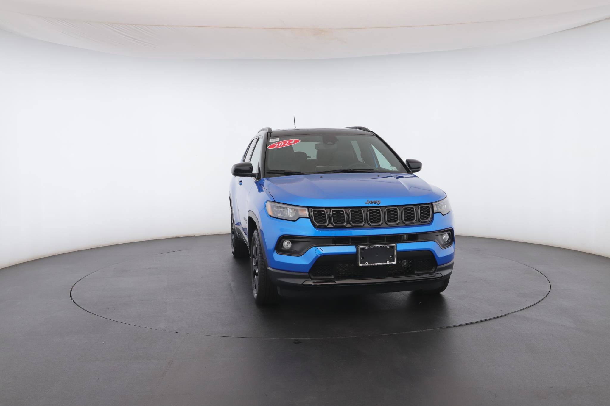 Used 2024 Jeep Compass Latitude w/ Sun and Sound Group image 36